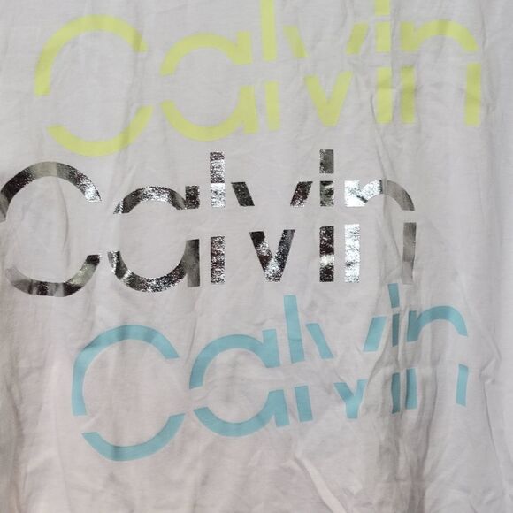 Womens Calvin Klein shirt - Picture 10 of 11